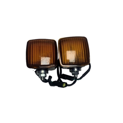 Z8610-12000 Światło główne uniwersalne 12-24V Światło skręcające dla wózka widłowego Model CPC D 10-100