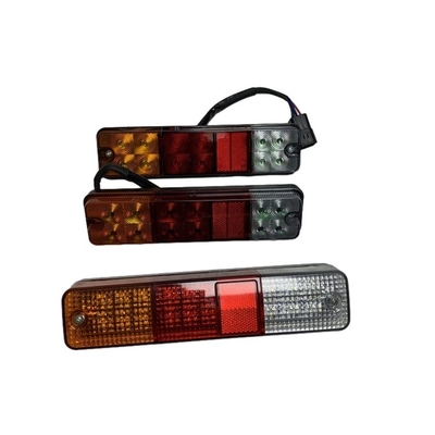 Wyrób wózka widłowego CPC D 10-35 tylna lampa łączna OEM NC9717-770100-001 do sklepu spożywczego
