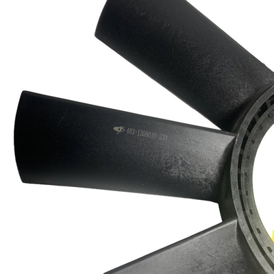YUCHAI Części wózka widłowego 483-1308010 Czarny plastikowy chłodnik chłodnika o masie 2,6 kg